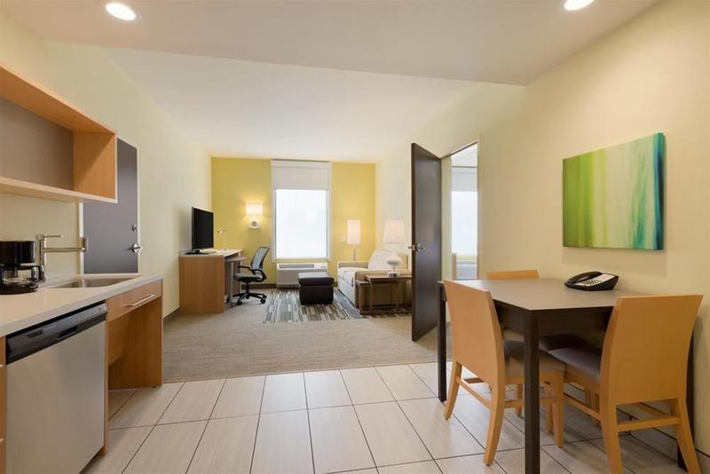 Hampton Inn Louisville East Hurstbourne Екстериор снимка