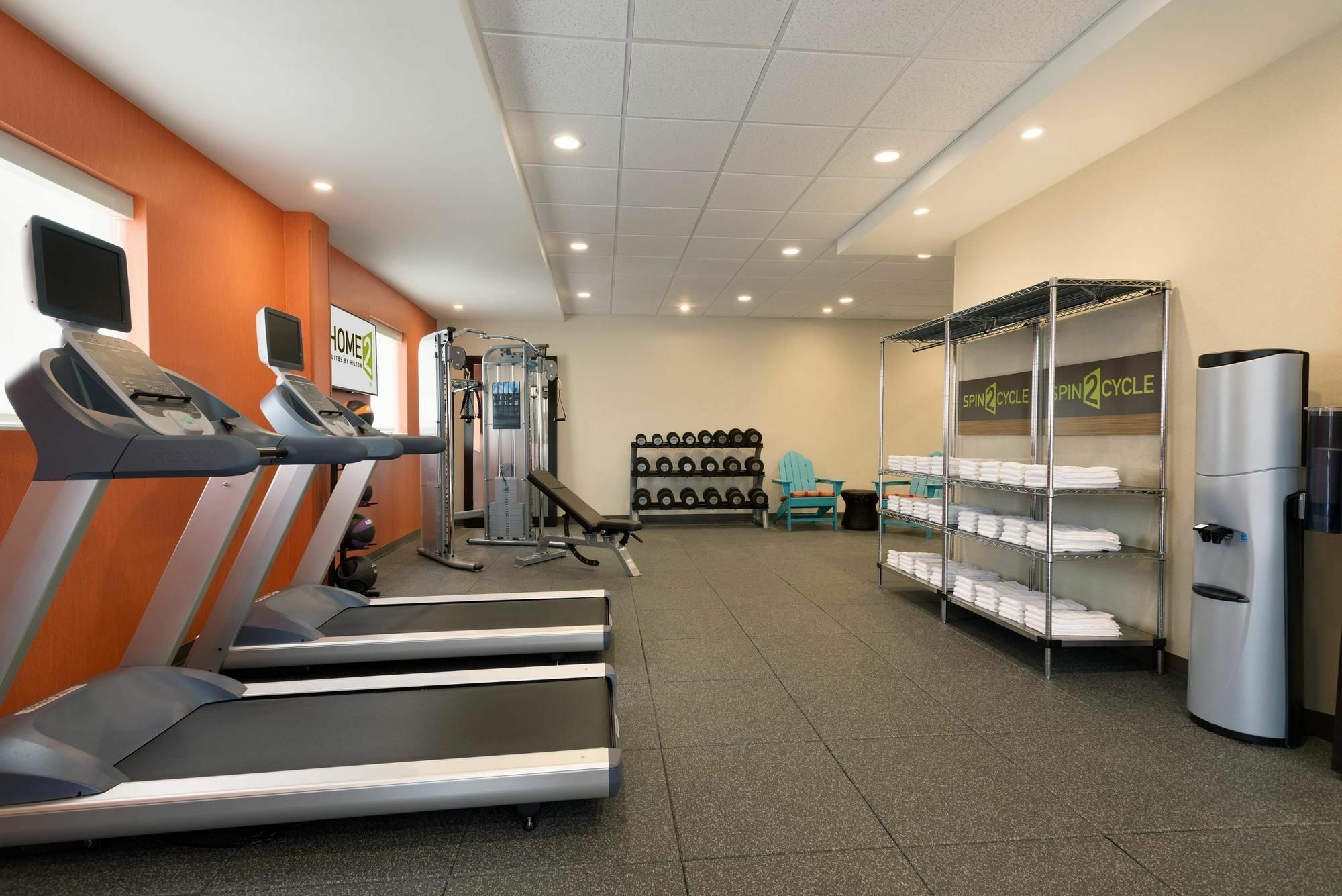 Hampton Inn Louisville East Hurstbourne Екстериор снимка